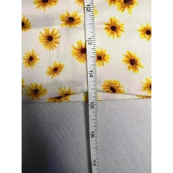 WeWoreWhat Mini Slip Skirt "Ditsy Daisies" in ivory size small - Picture 9 of 9